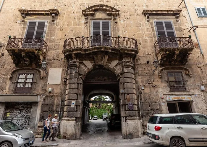 Dimora Garibaldi Πανσιόν
